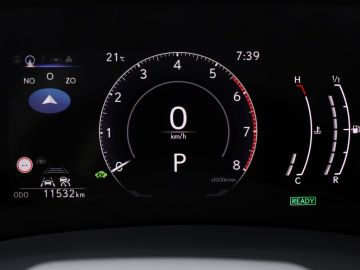 Lexus LBX